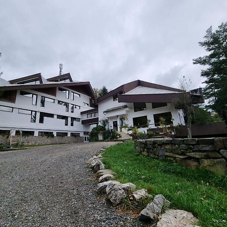 Randunica Hotell Văliug Eksteriør bilde