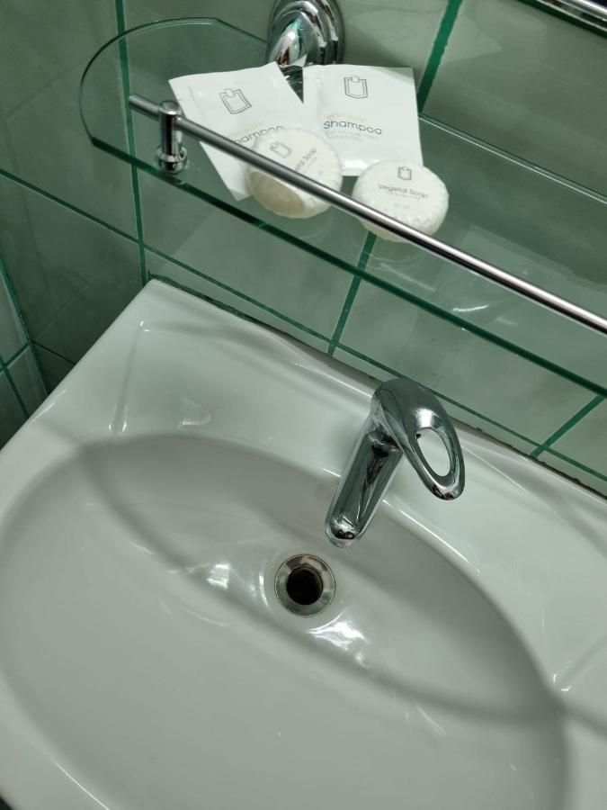 Randunica Hotell Văliug Eksteriør bilde